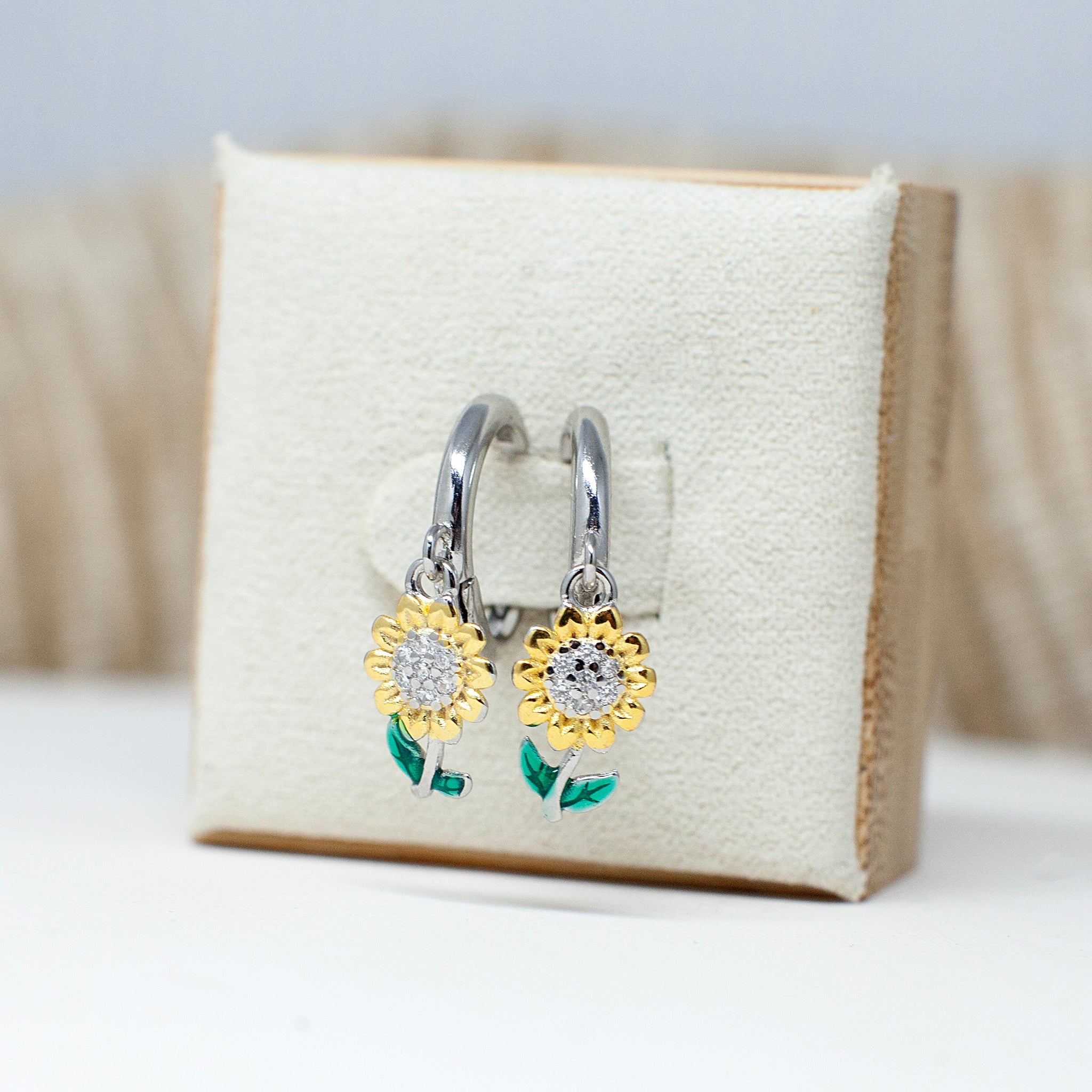 Moon frost jewelry sunflower necklace hotsell